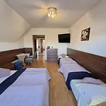Nocleg ze śniadaniem Broniewskiego 3*