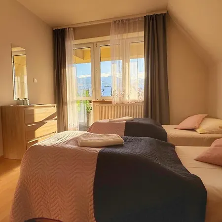 Broniewskiego Bed & Breakfast