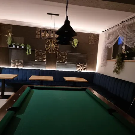 Broniewskiego Bed & Breakfast *