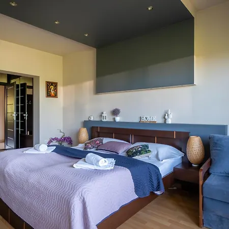 Broniewskiego - Bed & Breakfast