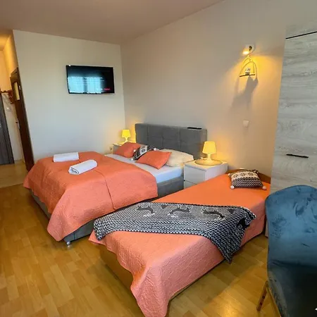 Broniewskiego - Bed and Breakfast Ζακοπάνε
