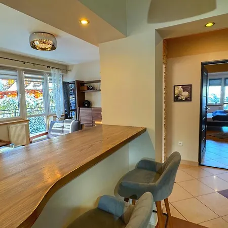 Bed & Breakfast Broniewskiego -