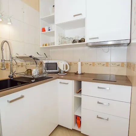 Broniewskiego - Bed & Breakfast